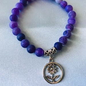 Natural Stone Strand Blue Stretchable Bead Bracelet With Flower Charm